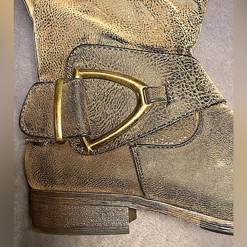 Boots sz.6 1/2 faux leather Crown Vintage “Bella”